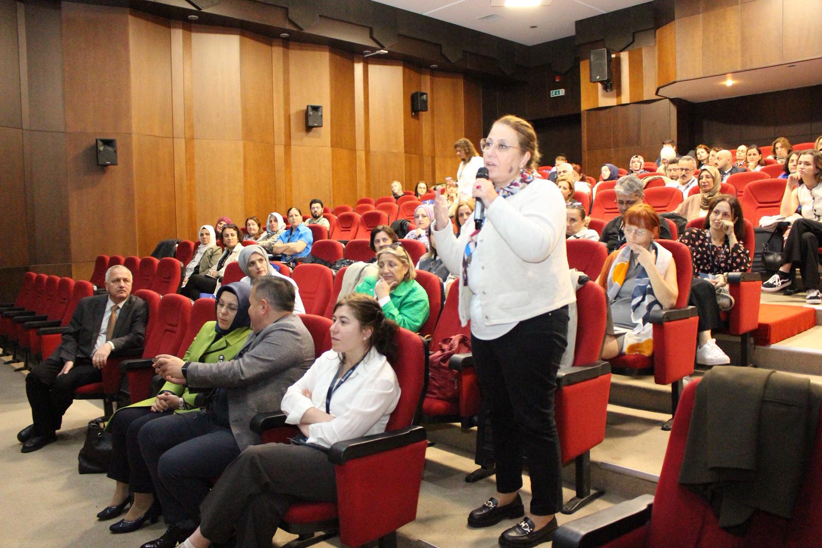 “Temiz Ellerden Temiz Hastanelere” Sempozyumu