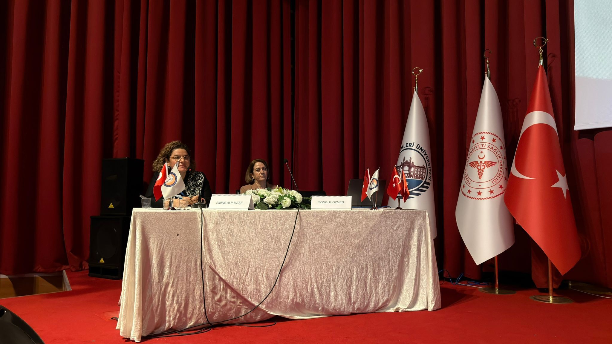 Güvenli sağlık hizmetinin temeli Diyarbakır’da atıldı: Hider “temel eğitim programı” büyük bir katılımla tamamlandı.